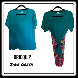 DriEquip Jade Green workout shirt size XL. Stretchy and lightweight